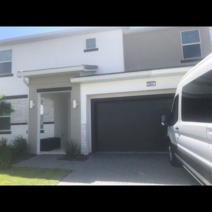 Meet your Posher, Quanasia